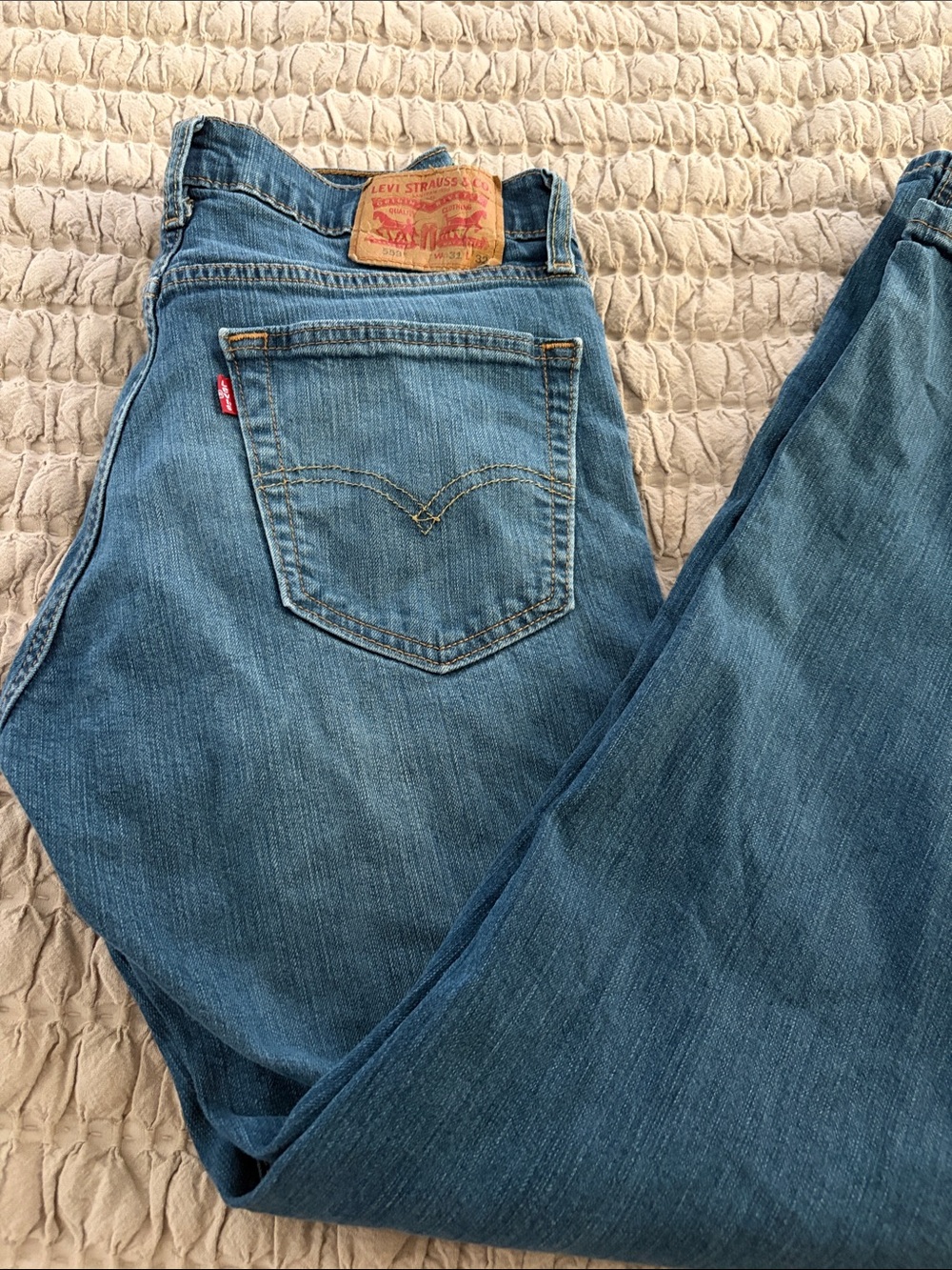 Levi's Men's 559  Blue Relaxed Jeans